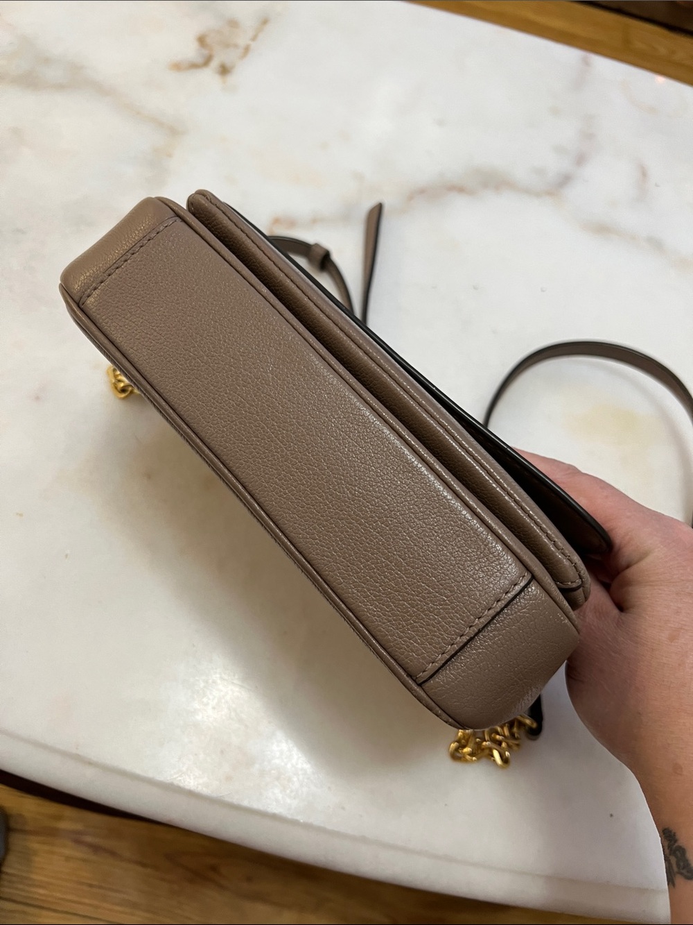 Tory Burch Taupe Leather Crossbody with Gold Logo - Picture 4 of 13